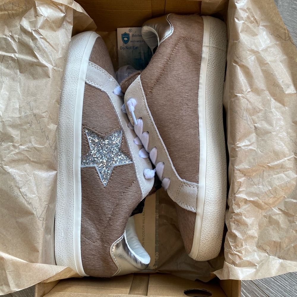 Vintage Havana Sneakers